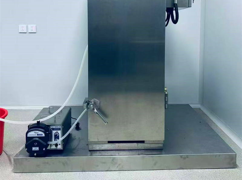 蠕動(dòng)泵用于管式離心機(jī)配套藥液傳輸 蠕動(dòng)泵用于管式離心機(jī)配套藥液傳輸